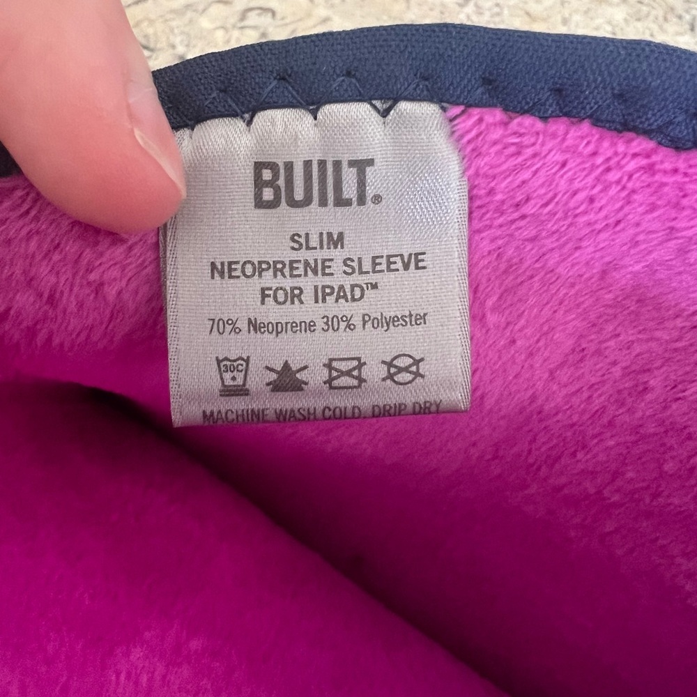 BUILT Neoprene Stretch Cover - Picture 3 of 4